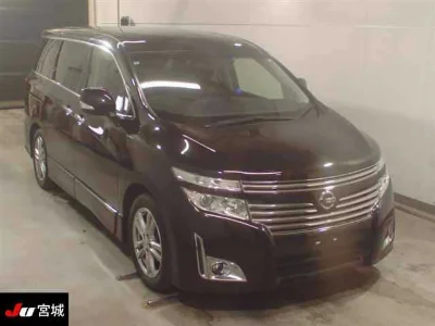 NISSAN ELGRAND