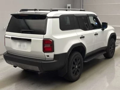 TOYOTA LAND CRUISER 250