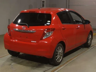 TOYOTA VITZ