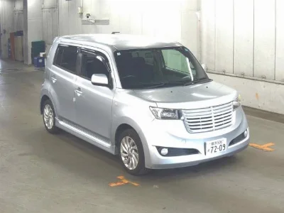 TOYOTA BB