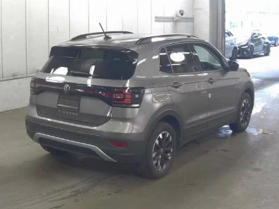 VOLKSWAGEN T-CROSS