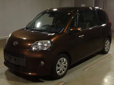 TOYOTA PORTE