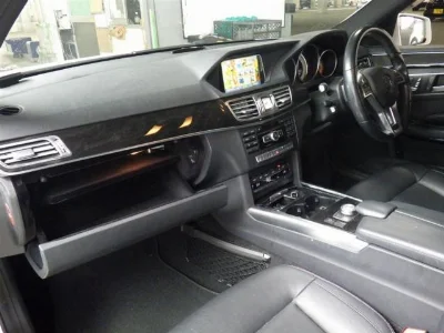 MERCEDES BENZ E CLASS STATION WAGON