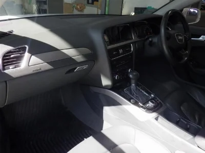 AUDI A4 AVANTE