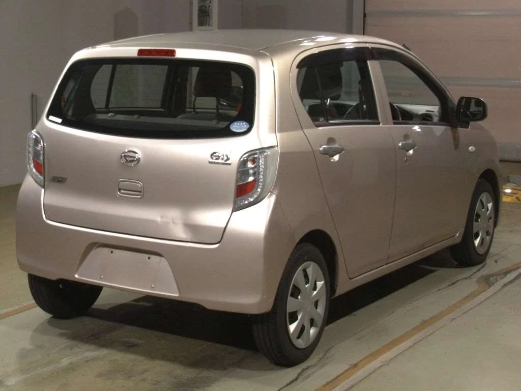 Daihatsu Mira e:S  с аукциона в Японии