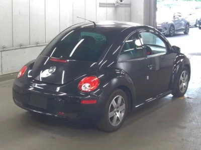 VOLKSWAGEN NEW BEETLE
