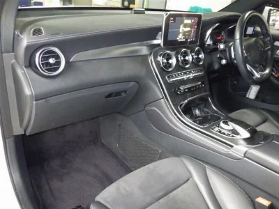 MERCEDES BENZ GLC