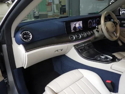 MERCEDES BENZ E CLASS
