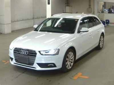 AUDI A4 AVANTE