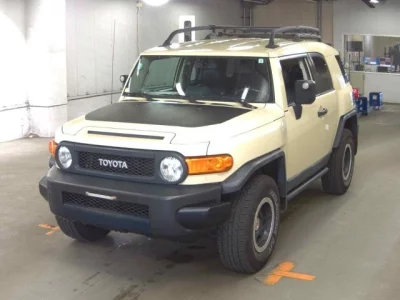 TOYOTA FJ CRUISER