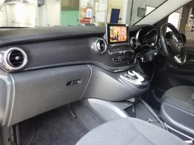 MERCEDES BENZ V CLASS