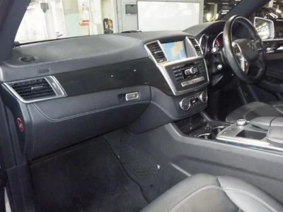 MERCEDES BENZ M CLASS