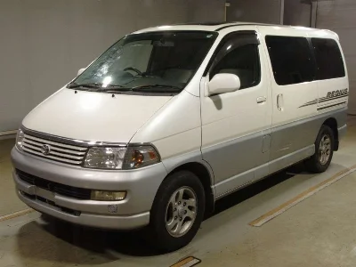 TOYOTA HIACE REGIUS