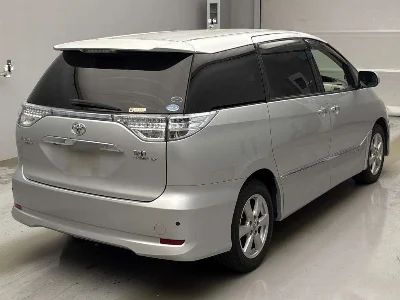 TOYOTA ESTIMA HYBRID