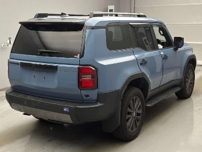 TOYOTA LAND CRUISER 250