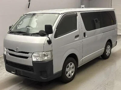 TOYOTA REGIUS VAN