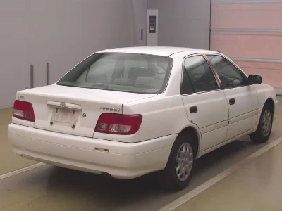 TOYOTA CARINA