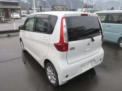 MITSUBISHI EK WAGON