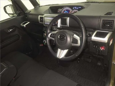 DAIHATSU WAKE
