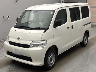 TOYOTA TOWN ACE VAN