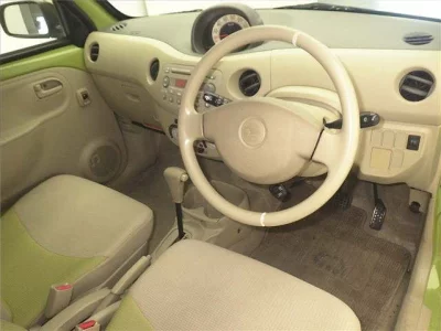 DAIHATSU ESSE