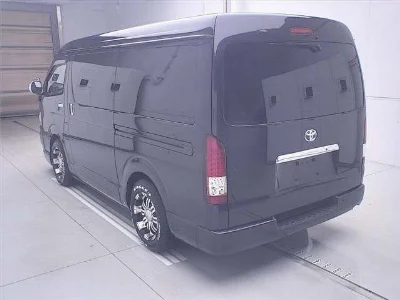 TOYOTA REGIUS ACE