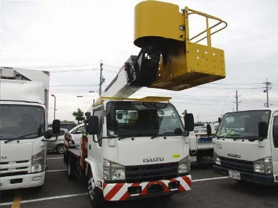 ISUZU ELF