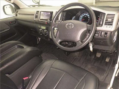 TOYOTA REGIUS ACE
