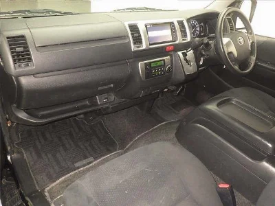 TOYOTA HIACE