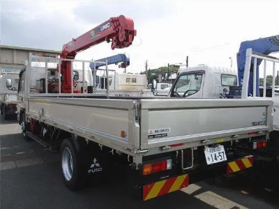 MITSUBISHI CANTER