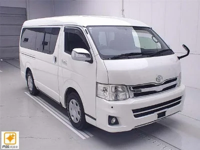TOYOTA REGIUS ACE