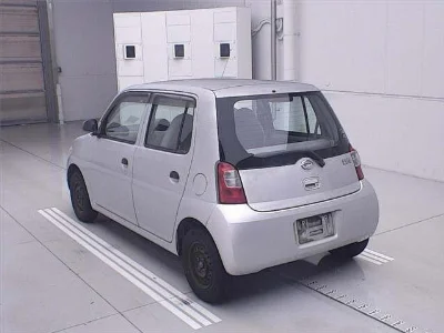 DAIHATSU ESSE