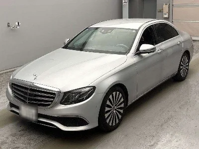 MERCEDES BENZ E CLASS