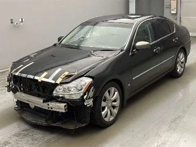 NISSAN FUGA