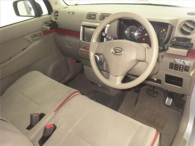 DAIHATSU MOVE CONTE