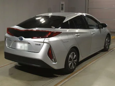 TOYOTA PRIUS PHV