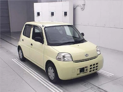 DAIHATSU ESSE