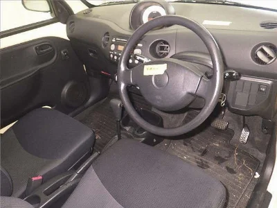 DAIHATSU ESSE
