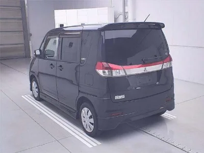 MITSUBISHI DELICA D:2
