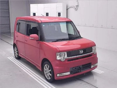 DAIHATSU MOVE CONTE