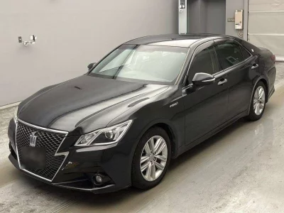 Toyota CROWN HYBRID