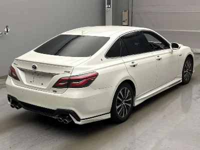 TOYOTA CROWN HYBRID