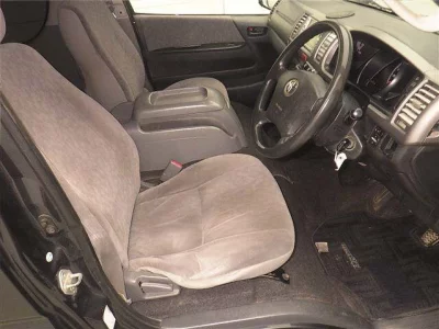 TOYOTA REGIUS ACE