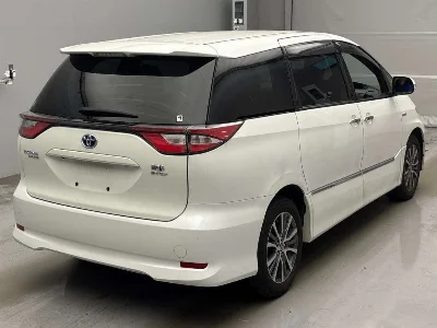 TOYOTA ESTIMA HYBRID