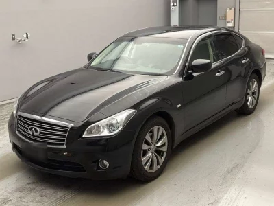 NISSAN FUGA