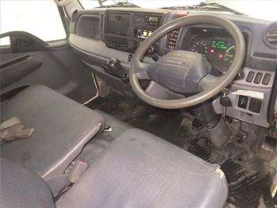 MITSUBISHI CANTER