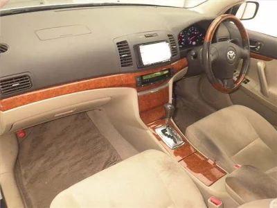 TOYOTA PREMIO