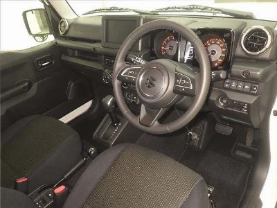 SUZUKI JIMNY NOMADE