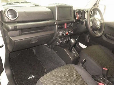 SUZUKI JIMNY NOMADE