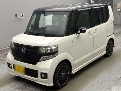 HONDA N BOX CUSTOM